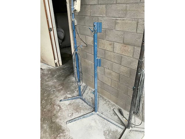 Bouwlamp op statief (3x) - afbeelding 5 van  5