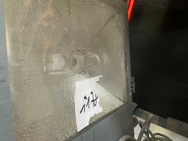 Bouwlamp - afbeelding 3 van  3