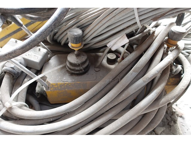 Bouwlift catnic - afbeelding 3 van  11