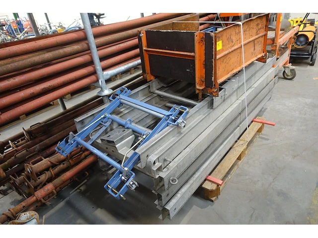 Bouwlift geda - afbeelding 1 van  6