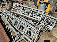 Bouwlift met stelling - afbeelding 4 van  10