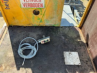 Bouwlift met stelling - afbeelding 1 van  5