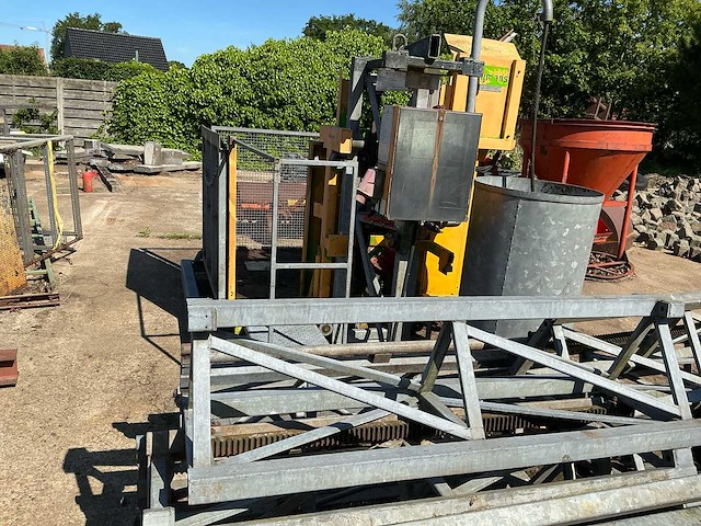 Bouwlift met stelling - afbeelding 4 van  5