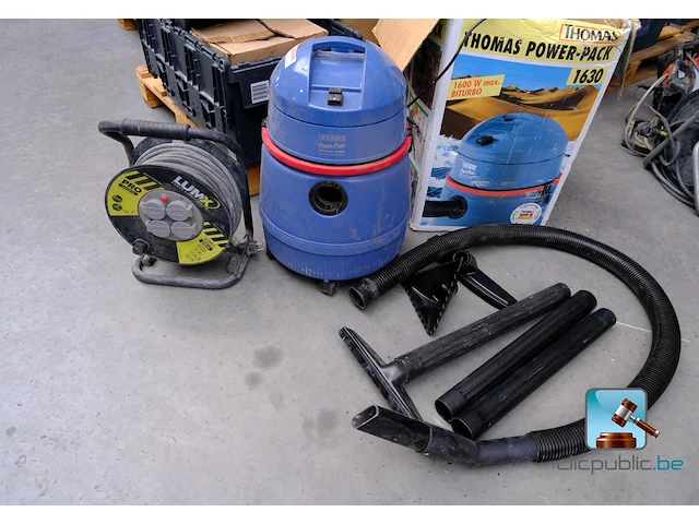 Bouwstofzuiger met accessoires en snoerhaspel - afbeelding 1 van  9