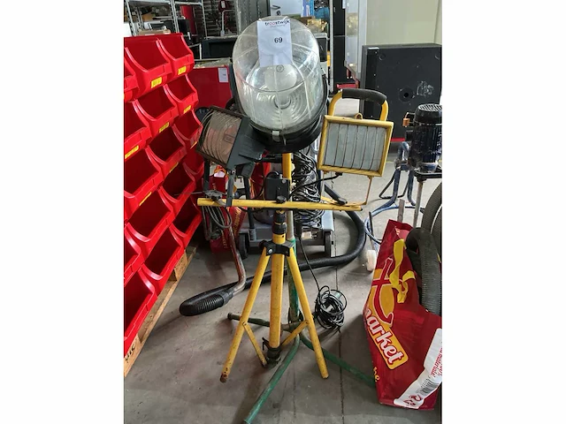 Bouwverlichting op statief - afbeelding 2 van  2