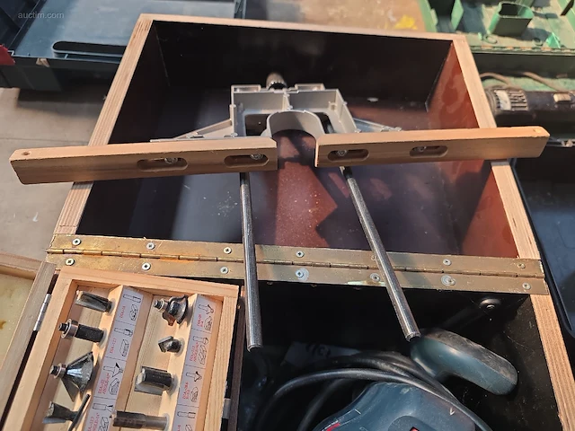 Bovenfrees bosch gof 2000 ce - afbeelding 6 van  6