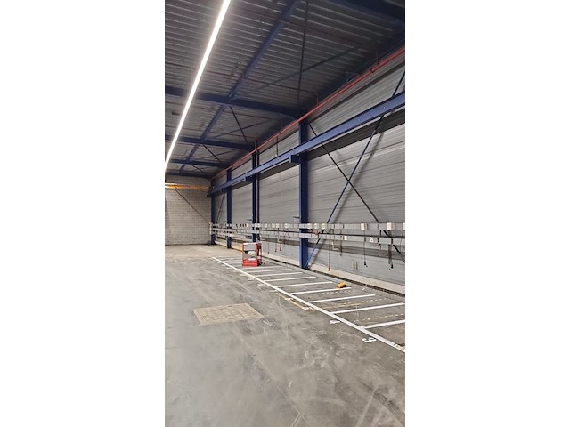 Bovenloopkraan abus - afbeelding 1 van  4