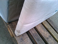 Box spring bed 160x200 - matras - borst - beige fluweel - afbeelding 13 van  16