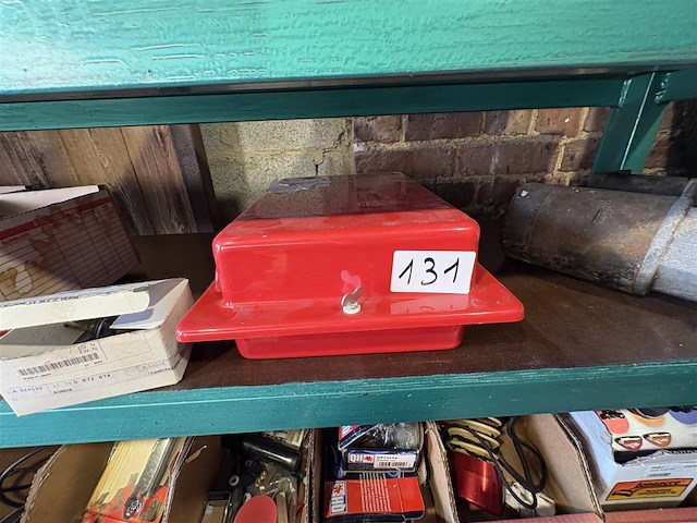 Box - afbeelding 1 van  2