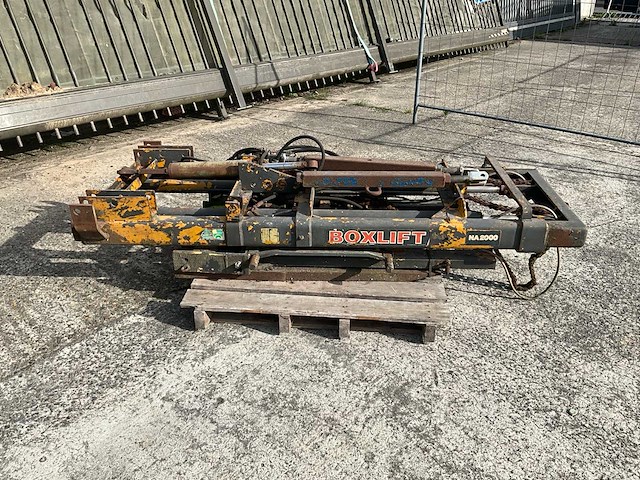 Boxlift na 2000 hefmast voor tractor - afbeelding 6 van  13
