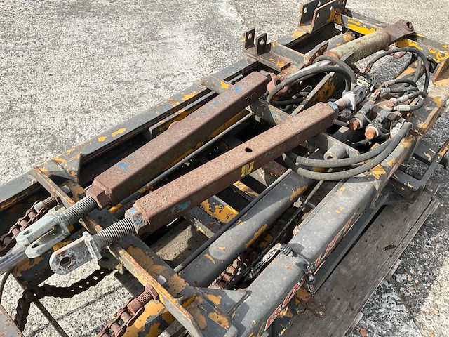 Boxlift na 2000 hefmast voor tractor - afbeelding 13 van  13