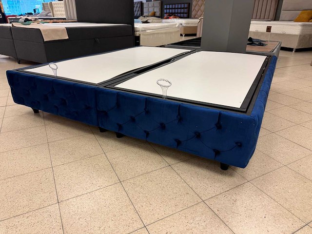 Boxspring 180x200 - afbeelding 1 van  3