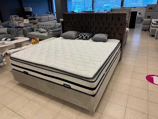 Boxspring casabed 180x200 - afbeelding 1 van  3