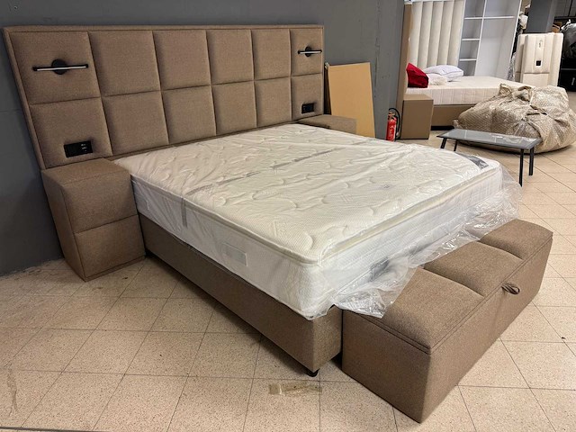 Boxspring hongkong 180x200 - afbeelding 1 van  4