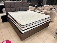 Boxspring scarlet 180x200