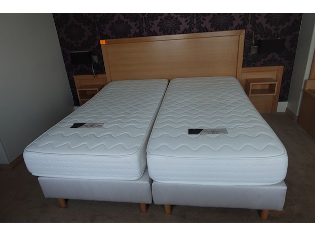 Boxspring - afbeelding 1 van  3