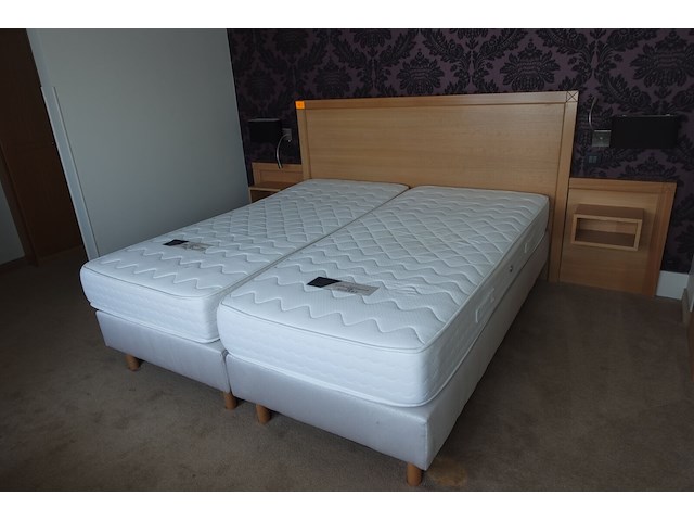 Boxspring - afbeelding 3 van  3