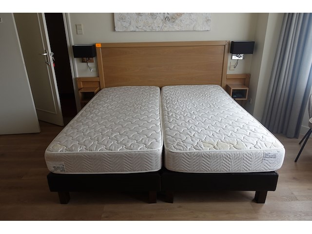 Boxspring - afbeelding 1 van  3