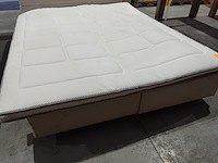 Boxspring - afbeelding 2 van  3