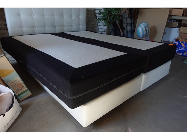 Boxspring - afbeelding 3 van  5