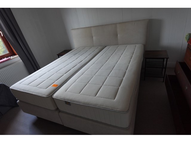 Boxspring - afbeelding 1 van  5