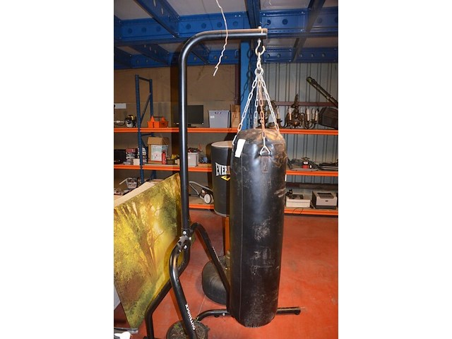 Boxzak aan steun met 30kg gewichten outshock - afbeelding 6 van  6