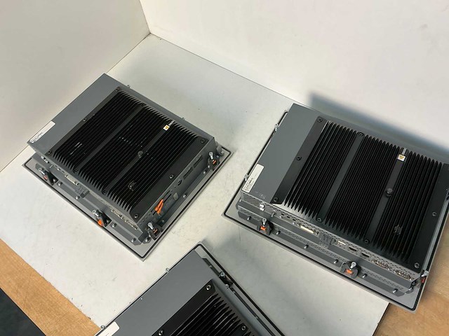 B&r 5p62:bmw-19 industriële panel pc (3x) - afbeelding 4 van  14