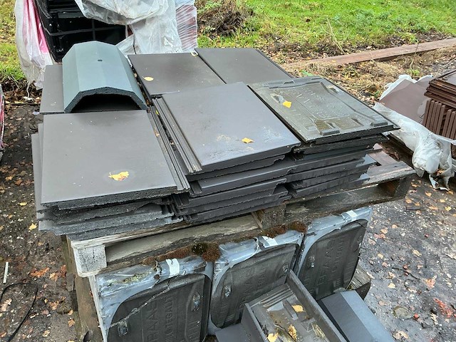 Braas tegelit partij dakpannen - afbeelding 3 van  6