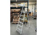 Brabantia ta-1 metalen ladder - afbeelding 2 van  5