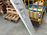 Brabantia ta-1 metalen ladder - afbeelding 5 van  5