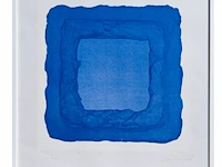 Bram bogart (1921-2012), blue square, lithograph, n° 180/250 33 x 33 cm. (12.99 x 12.99 in.), frame: 43.5 x 56.5 cm. (17.12 x 22.23 in.) - afbeelding 2 van  5