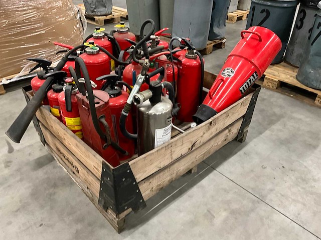 Brandblusser (21x) - afbeelding 2 van  9