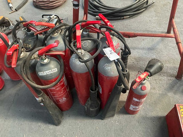 Brandblusser (9x) - afbeelding 1 van  3