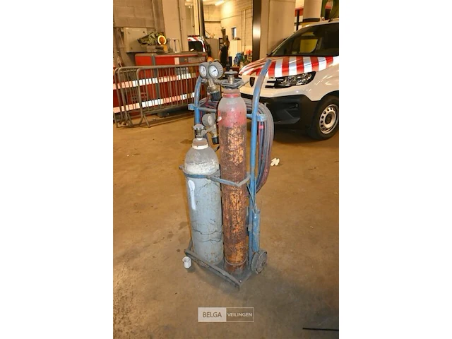 Brander met 2 flessen - afbeelding 1 van  4