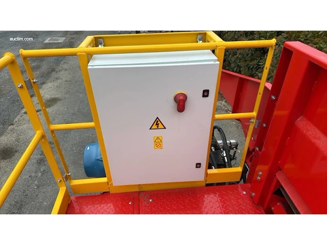 Brandhoutprocessor / zaag-kloofmachine rabaud-... - afbeelding 36 van  68