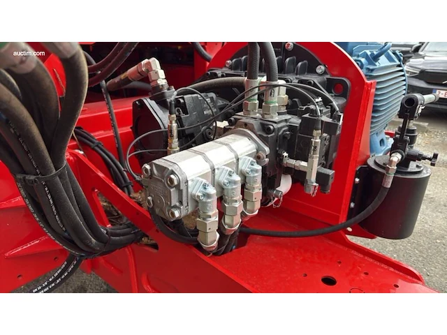 Brandhoutprocessor / zaag-kloofmachine rabaud-... - afbeelding 41 van  68