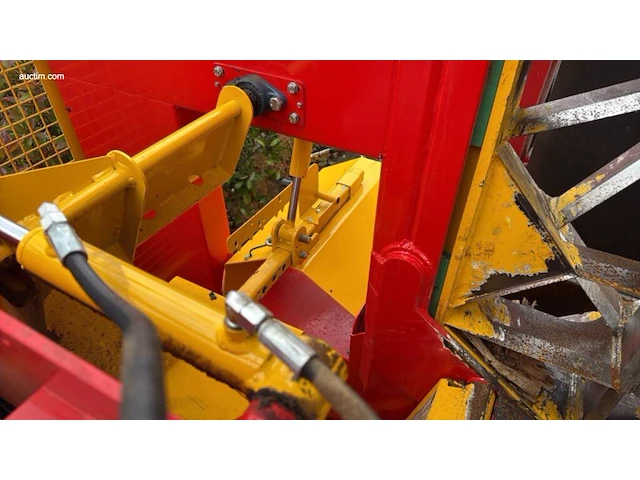 Brandhoutprocessor / zaag-kloofmachine rabaud-... - afbeelding 49 van  68