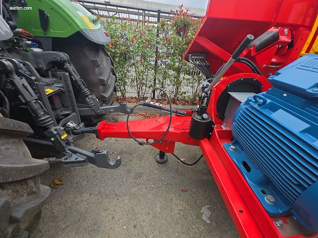 Brandhoutprocessor / zaag-kloofmachine rabaud-... - afbeelding 68 van  68