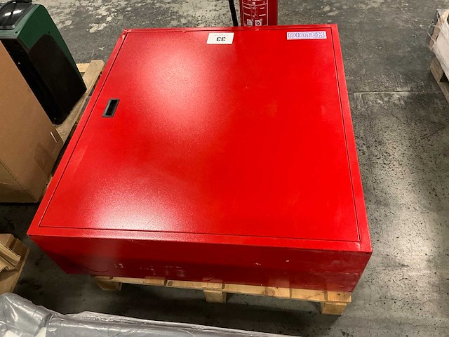 Brandslanghaspelkast en brandblusser - afbeelding 1 van  4