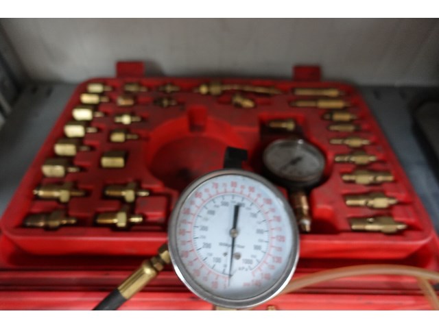 Brandstofdrukmeter - afbeelding 2 van  2