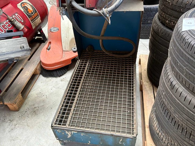 Brandstofhaspel met tankpistool - afbeelding 1 van  3