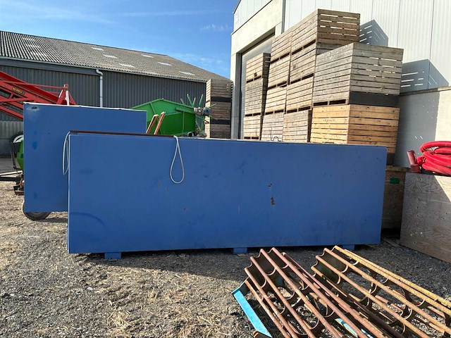 Brandstofopslagtank - afbeelding 8 van  15