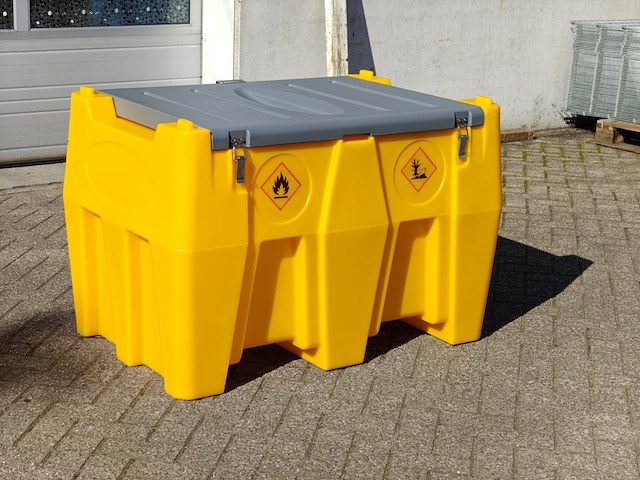 Brandstoftank 440 liter - afbeelding 1 van  12