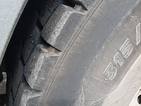 Brandstoftankwagen man - afbeelding 21 van  23