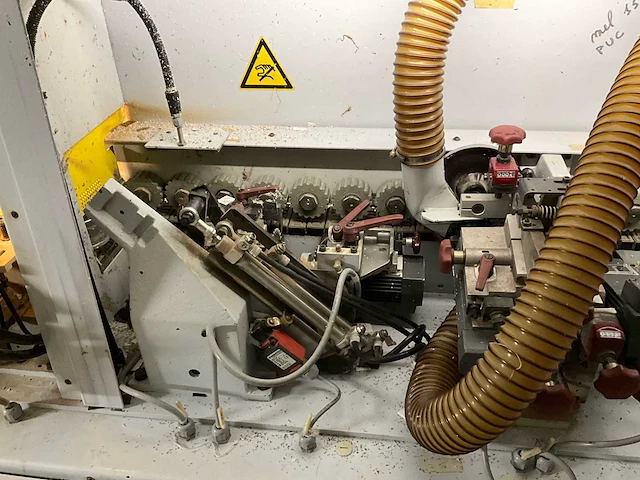 Brandt optimal kd 56 cnc kantenaanlijmmachine - afbeelding 15 van  20
