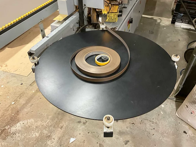 Brandt optimal kd 56 cnc kantenaanlijmmachine - afbeelding 6 van  20