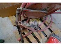 Brandweerkast met slanghaspel - afbeelding 3 van  8