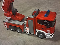 Brandweerwagen groot perfecte staat - afbeelding 3 van  6