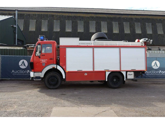 Brandweerwagen mercedes-benz 1019 af diesel 192pk 1983 - afbeelding 1 van  1