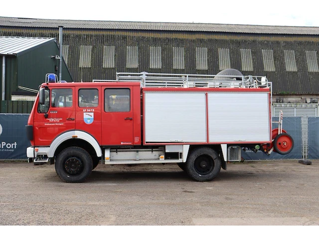 Brandweerwagen mercedes-benz 1222 af diesel 216pk 1989 - afbeelding 1 van  1
